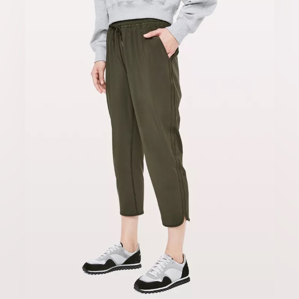 Lululemon Keep It Classic Crop Pant